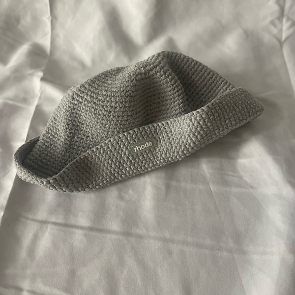 RHODESKIN rhode by Hailey Bieber summer club surprise hat - Picture 3 of 3